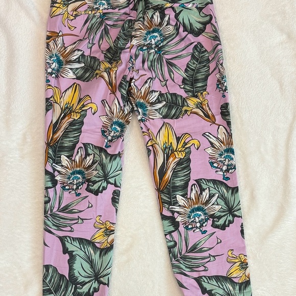J. Crew Botanical Print Leggings in Lavender and Green - Picture 3 of 3